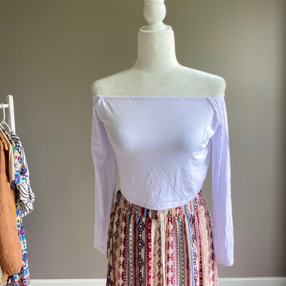 🔹New🔹Off Shoulder Top - Picture 3 of 6